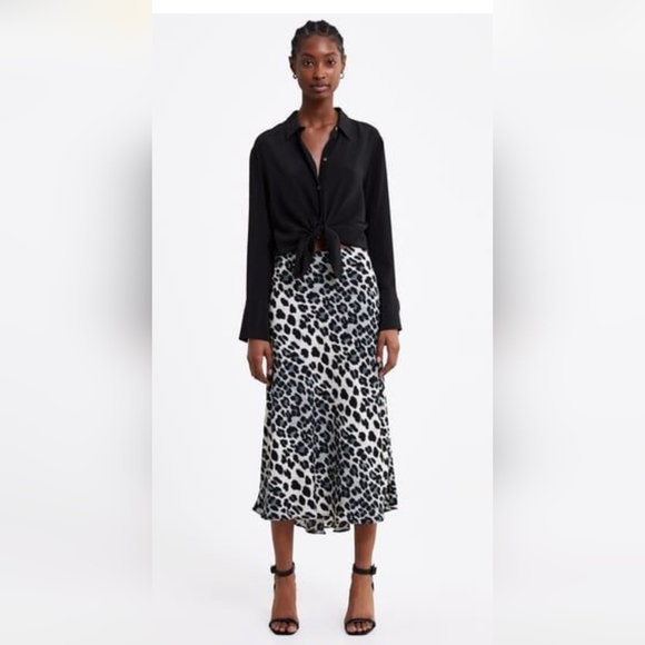 Zara Dresses & Skirts - "Leopard Print Midi Skirt Animal Pattern Black White Trendy Chic Casual Dressy